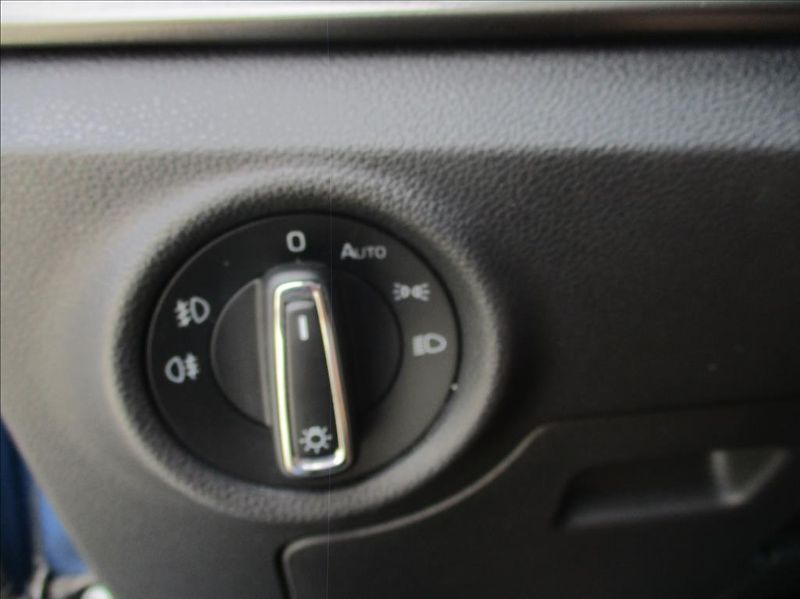 Škoda Kamiq 1,0 TSi, Style,klima,servis,CZ - fotka 35 z 42