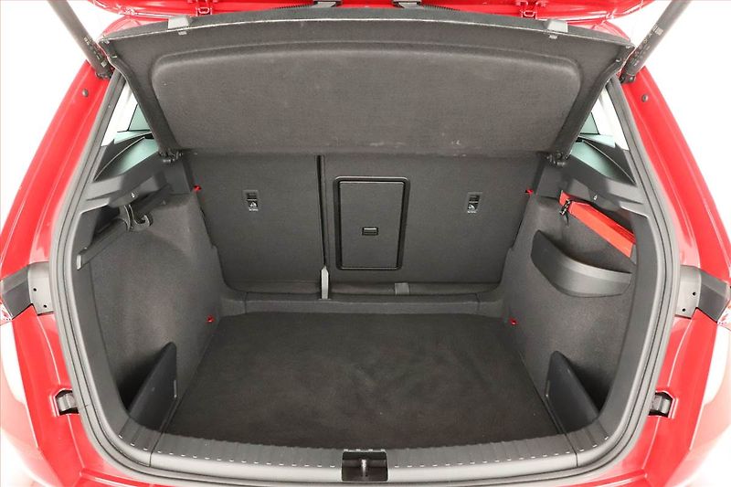 Škoda Karoq (2022) Style 1.5 TSI - fotka 19 z 20