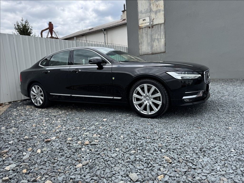 Volvo S90 2,0 D5 AWD INSCRIPTION DPH ČR