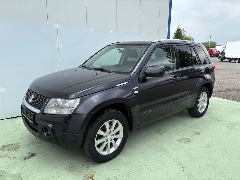 Suzuki Grand Vitara 1.9DDiS, 95kW, Tažné, 4x4 - fotka 3 z 20