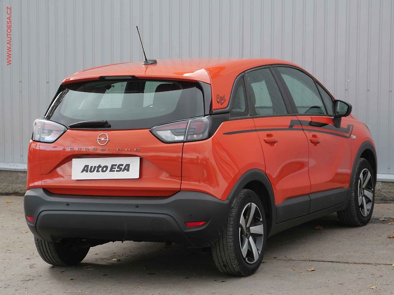 Opel Crossland (2021) 1.2PT, ČR, AC, LED, park - fotka 4 z 24