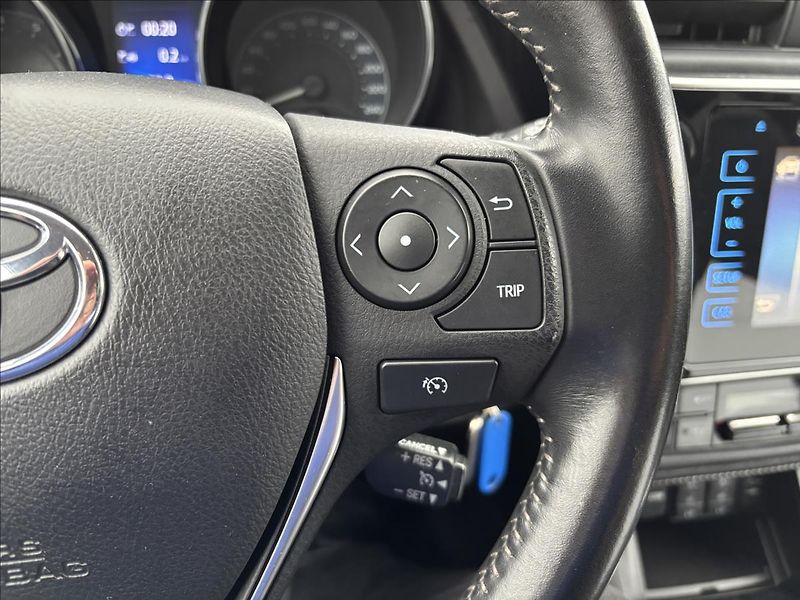 Toyota Auris 1,6 Active Trend 97kW - fotka 20 z 33