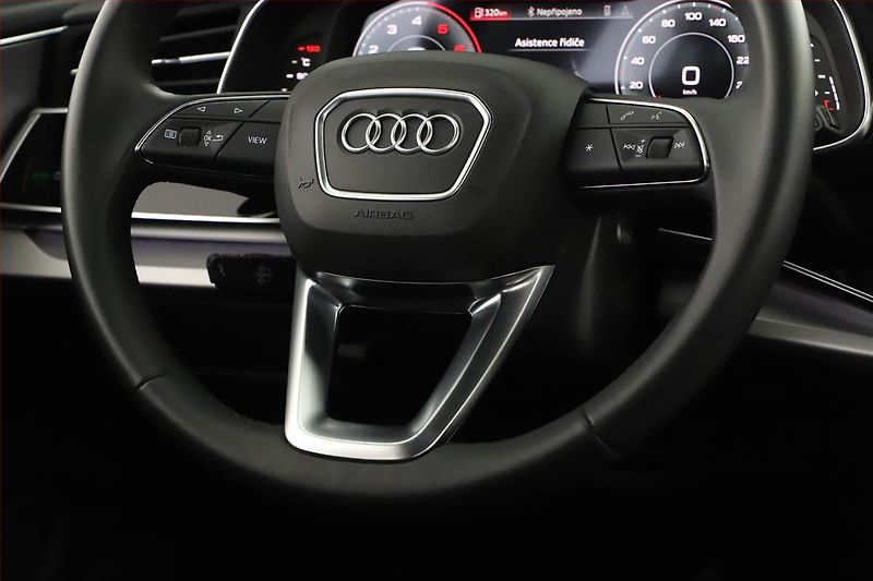 Audi Q8 (2023) 55 TFSI - fotka 8 z 20