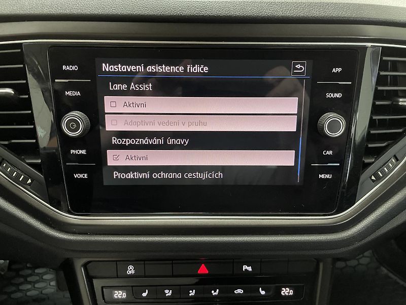 Volkswagen T-Roc 1.5 TSi ČR 6M ACC TZ  - fotka 27 z 28