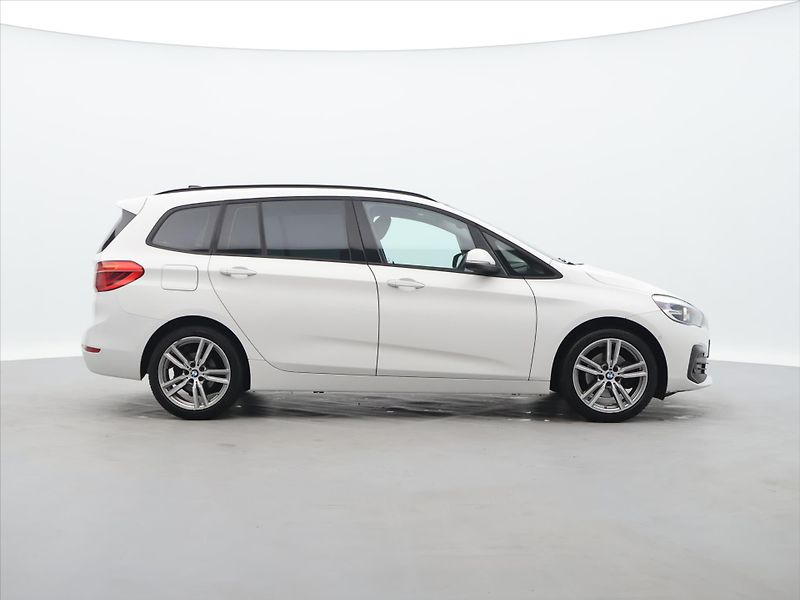 BMW Řada 2 1,5 Gran Tourer 218i Aut. DPH - fotka 8 z 32