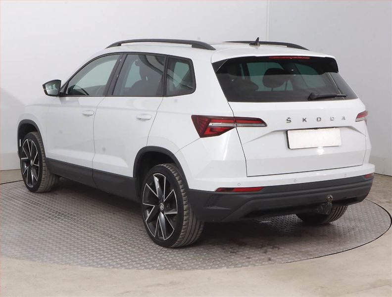 Škoda Karoq (2023) Style 1.5 TSI - fotka 4 z 18