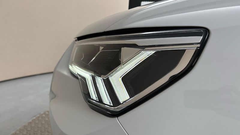 Audi Q3 1.5 35 TFSI S Tronic - fotka 18 z 29