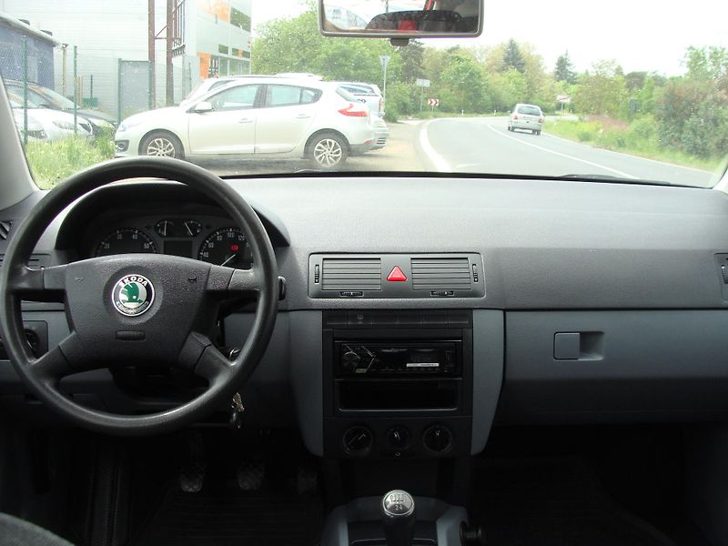 Škoda Fabia 1.4 MPi, ČR původ, nová STK - fotka 13 z 21