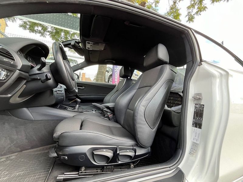 BMW 1 M Coupé 123D-150KW/2013/M-PACKET,S.KNI - fotka 37 z 65