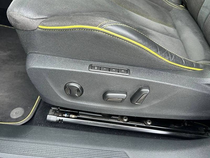 Škoda Enyaq RS 82kWh elektro - fotka 7 z 27