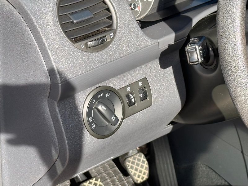 Volkswagen Caddy 1.2 TSI 77kW TRENDLINE - fotka 13 z 25