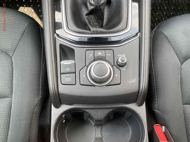 Mazda CX-5 (2018) 2.0, +ALU, navi, kamera - fotka 13 z 21
