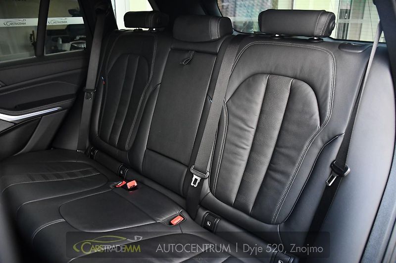 BMW X5 M50d xD M-SPORT HUD ČR 1M - fotka 14 z 67
