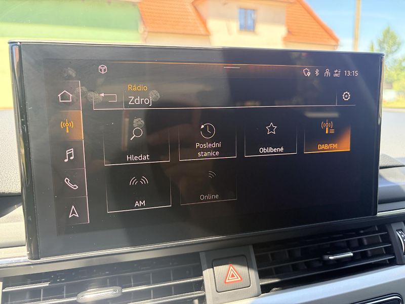 Audi A4 Avant 2.0TDI DSG QUATTRO LED - fotka 31 z 56