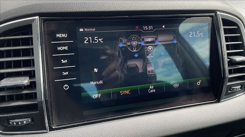 Škoda Karoq 2,0 2,0TDi,110kW,STYLE.,4x4,DS - fotka 17 z 35