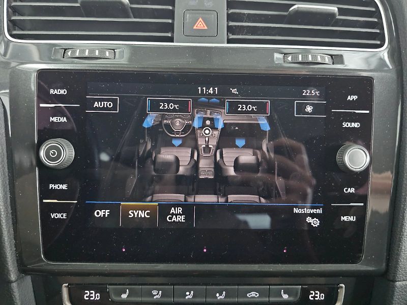 Volkswagen Golf Variant (2020) 1,5 TSI EVO 130k COMFORT LINE - fotka 21 z 31