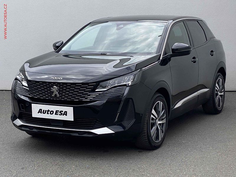 Peugeot 3008 (2022) 1.5 HDi, Allure, AT, navi - fotka 3 z 17