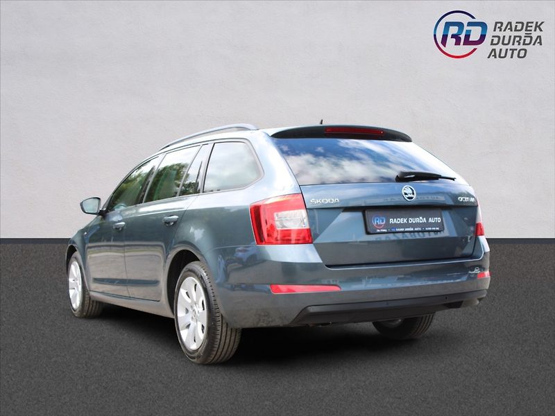 Škoda Octavia 1,6 TDI  TAŽNÉ,JOY - fotka 7 z 27