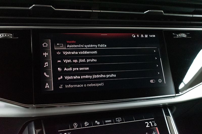 Audi Q7 50 TDI S-LINE*TAŽNÉ*AIR*7.MÍST - fotka 39 z 51