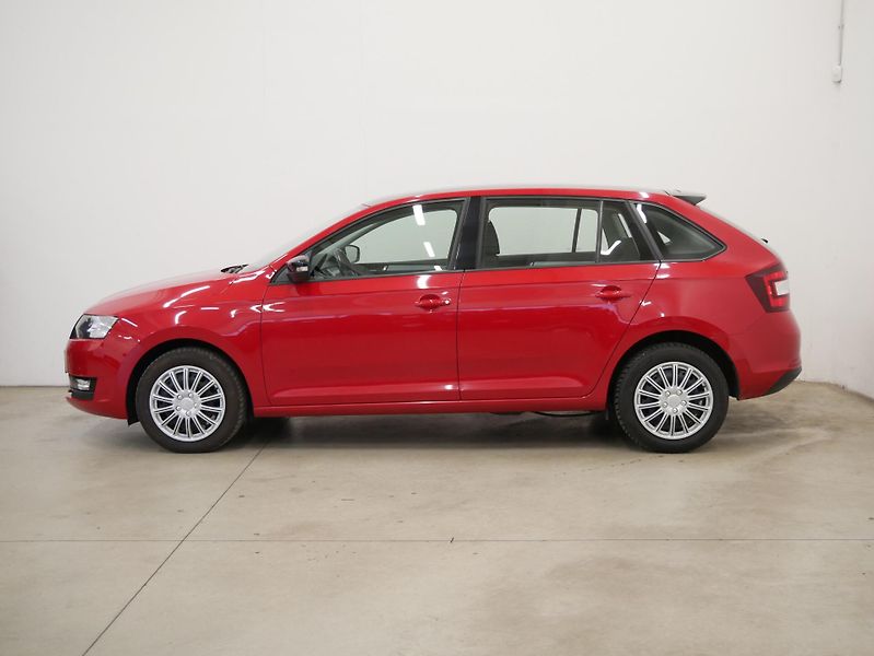 Škoda Rapid - fotka 3 z 32