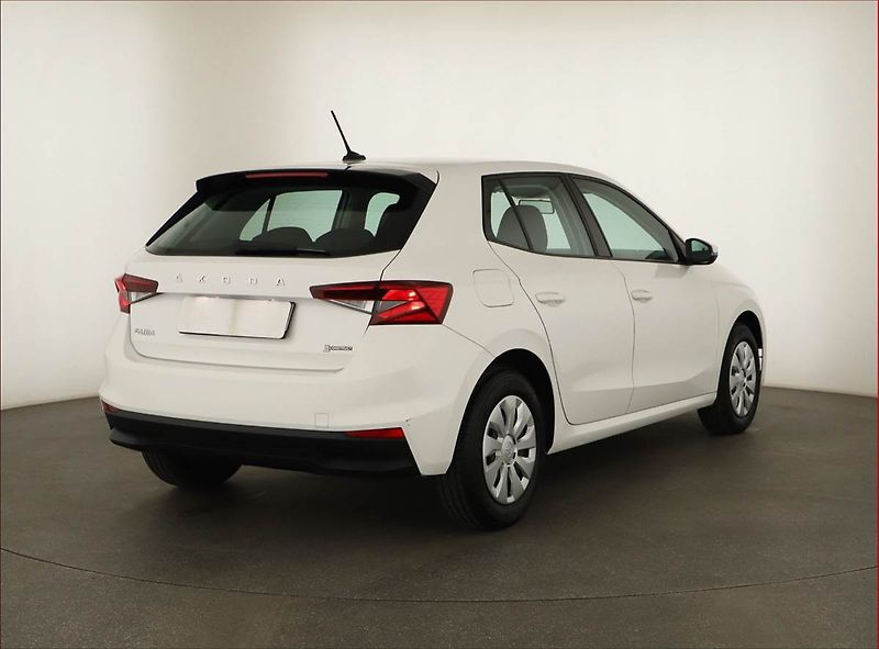 Škoda Fabia (2021) 1.0, Serv.kniha, Tempomat - fotka 5 z 16