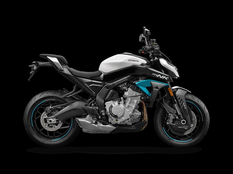 CFMOTO (2025) 675NK  EU5+ - fotka 2 z 2