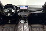 BMW Řada 7 740d xDrive - náhled 16