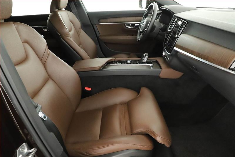 Volvo V90 (2020) Cross Country - fotka 7 z 20