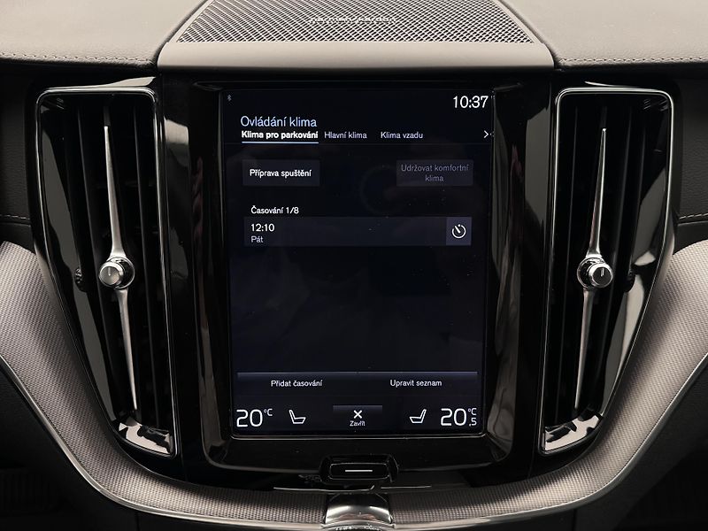 Volvo XC60 B4 AWD INSCRIPTION  - fotka 42 z 55