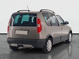 Škoda Roomster (2012) Scout 1.2 TSI, Serv.kniha - náhled 4