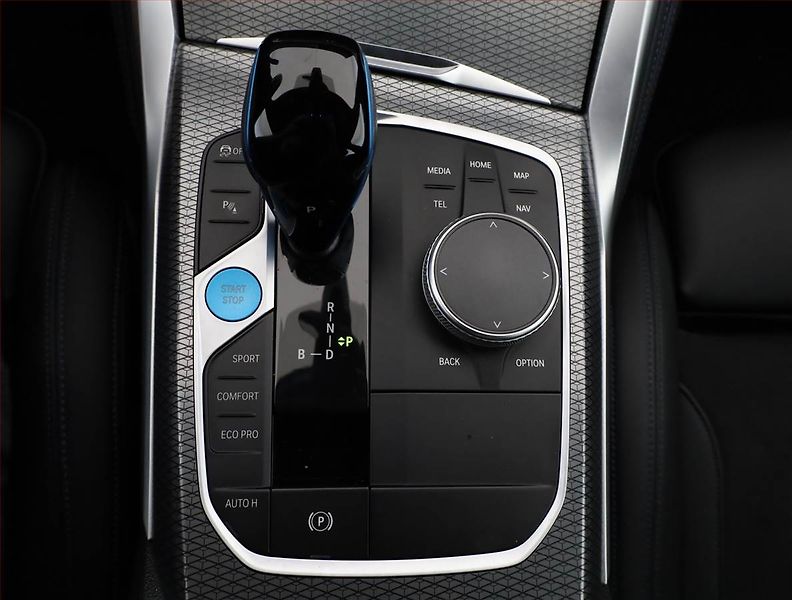 BMW i4 (2022) eDrive40, SoH 91% - fotka 10 z 20