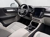 Volvo XC40 T3 MOMENTUM REZERVACE - náhled 25