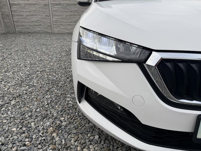 Škoda Scala 1.6TDi 115PS 6R STYLE LED STK! - fotka 69 z 153