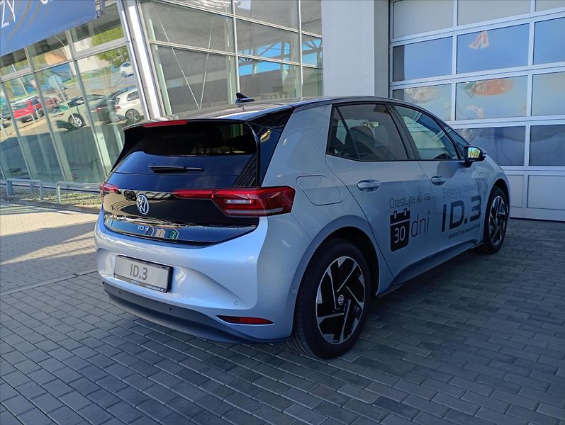 Volkswagen ID.3 (2025) Pro People 150 kW, 59 kWh - fotka 5 z 16