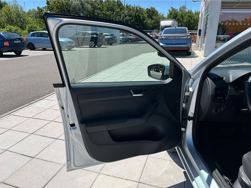 Škoda Fabia III 1.2TSI 66kW Style Advance - fotka 23 z 29