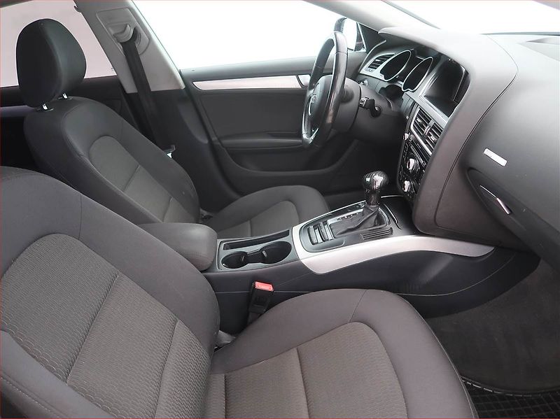 Audi A5 (2014) 2.0 TDI, Automat, Bi-Xenony - fotka 7 z 15