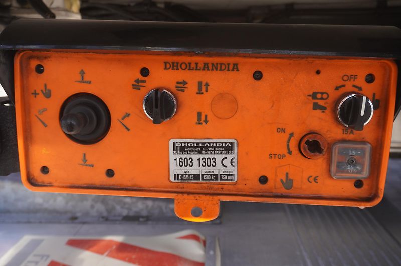 Renault Trucks D (2016) 12 / Lamberet refrigerated tru - fotka 5 z 24