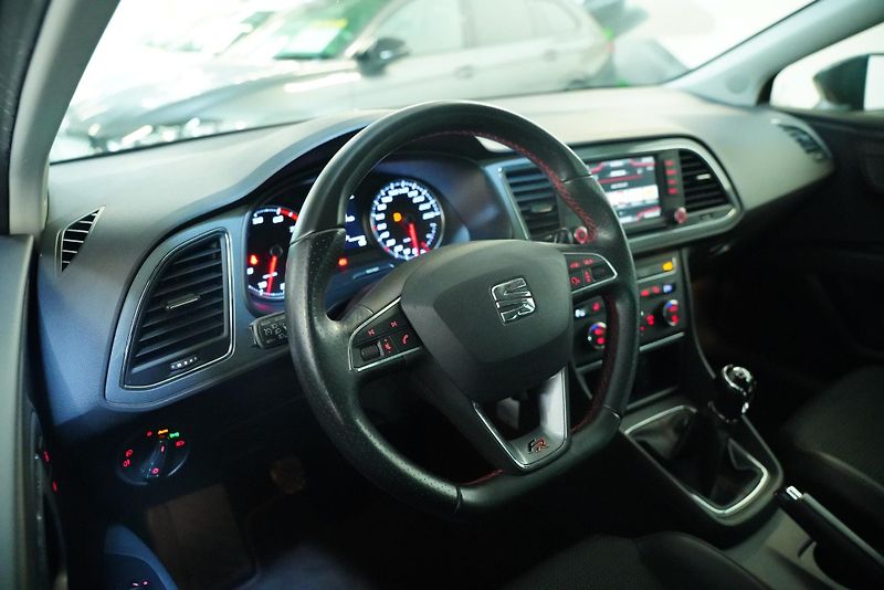 Seat Leon - fotka 14 z 26