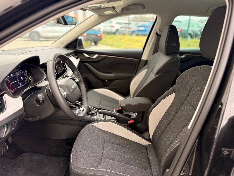 Škoda Kamiq (2025) SELEC TSI 85/1.0 A7F - fotka 21 z 34