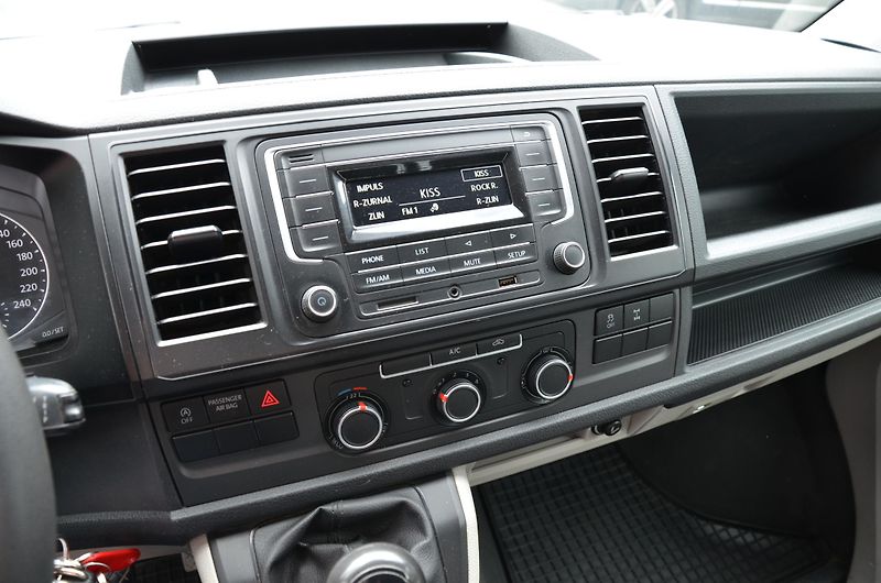 Volkswagen Transporter (2018) Valník 4x4 2.0TDi 150kW - fotka 8 z 12