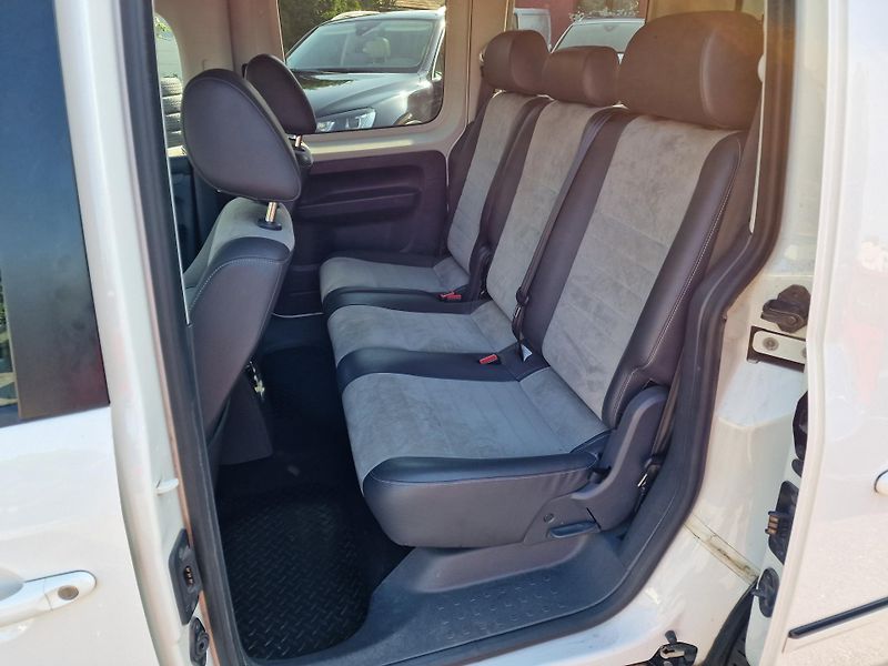 Volkswagen Caddy 1,6TDI EDITION 30 TAŽNÉ  - fotka 8 z 20