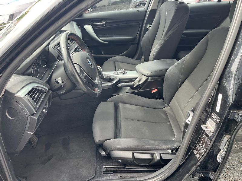 BMW Řada 1 (2013) 116 i SPORT Xenony - fotka 7 z 23