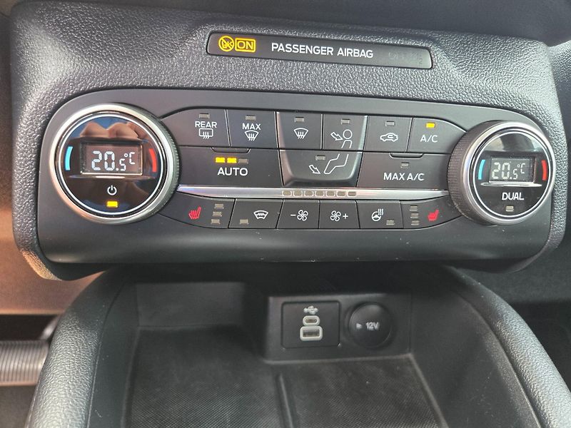 Ford Kuga (2022) Titanium X - 2,0 140kw/190k - - fotka 24 z 28