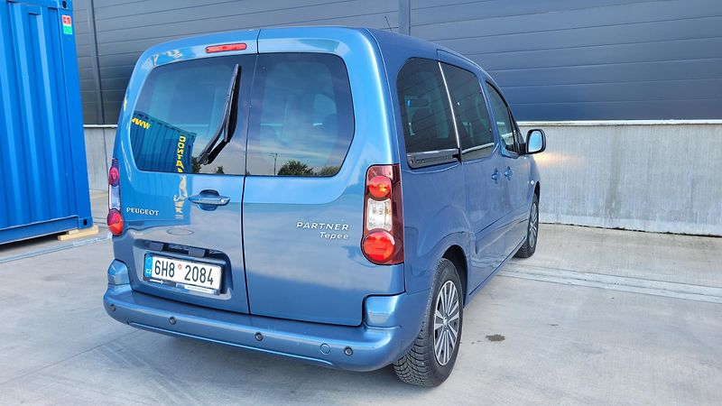 Peugeot Partner TEPEE 1,6 HDI PŮVOD ČR - fotka 13 z 21