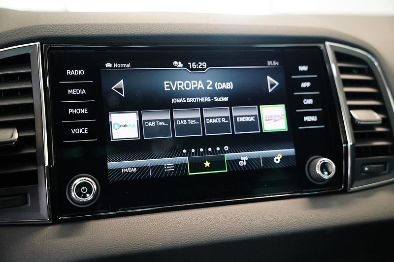 Škoda Karoq - fotka 20 z 30