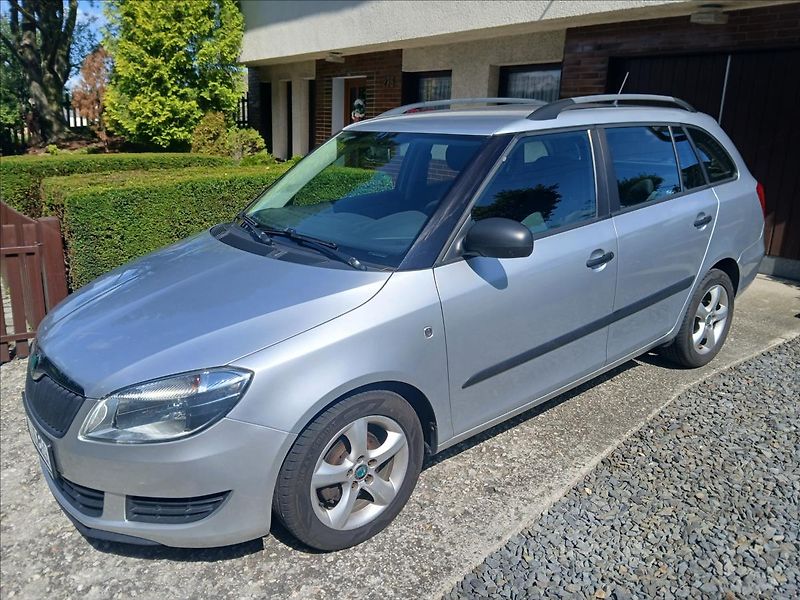 Škoda Fabia 1,6 66kw, Tažné - fotka 1 z 8