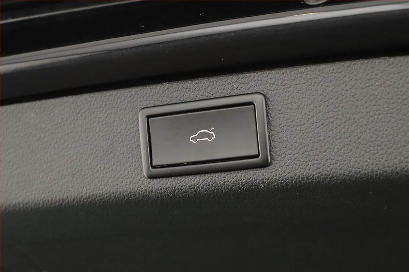 Škoda Superb (2020) Laurin&Klement 2.0 TDI - fotka 28 z 31