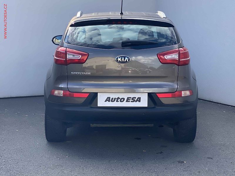 Kia Sportage (2013) 1.6 GDi 2WD, Vision - fotka 5 z 15