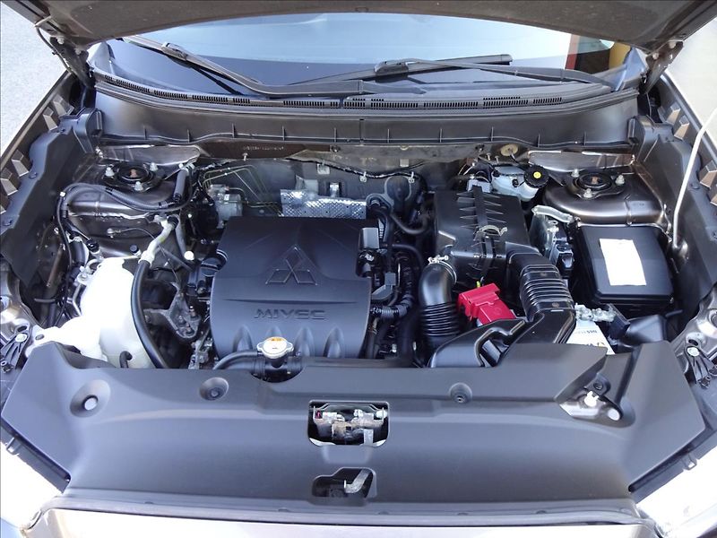Mitsubishi ASX 1,6 i 85kW - fotka 43 z 52