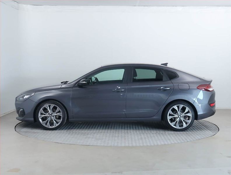 Hyundai i30 (2019) Style 1.4 T-GDI, Automat - fotka 3 z 20